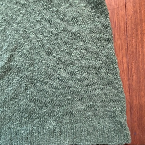 J Crew | NWT Green Beach V-Neck Knit Tank Top Size XS - Picture 5 of 10